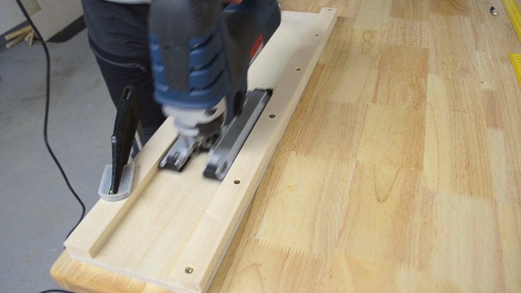 Simple DIY Jigsaw Guide Rail (Step by Step With Pictures) AllFlavor