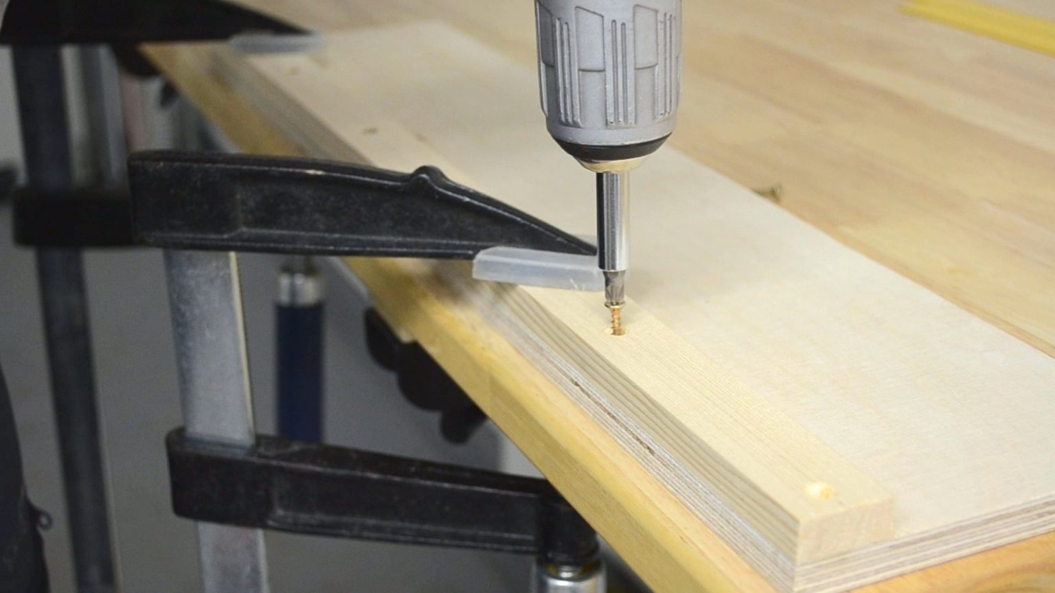 Simple DIY Jigsaw Guide Rail (Step by Step With Pictures) AllFlavor