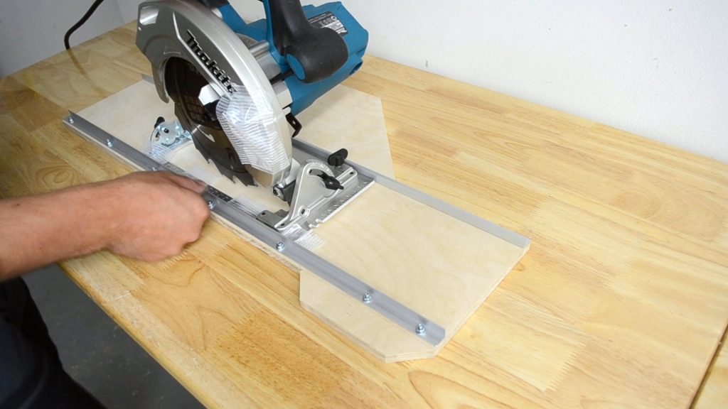 Easy Circular Saw Guide Rail (Step by Step with Pictures) AllFlavor