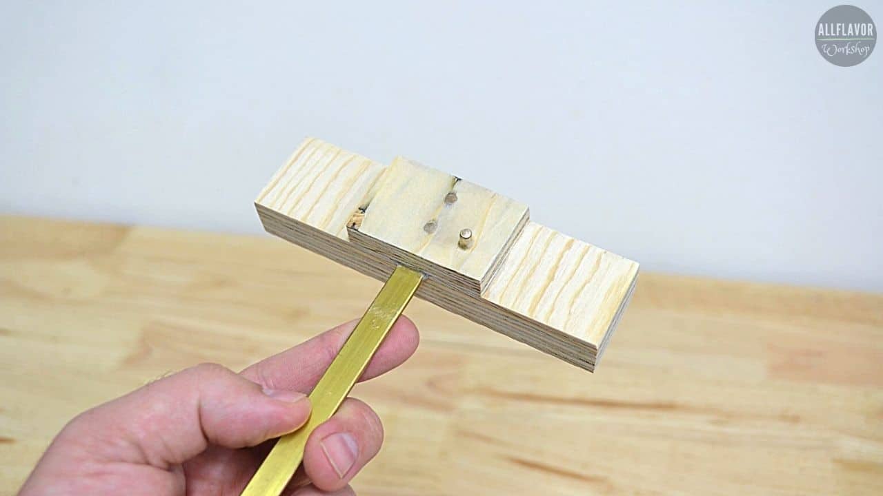 DIY Jigsaw Circle Jig and Jigsaw Rip Fence AllFlavor