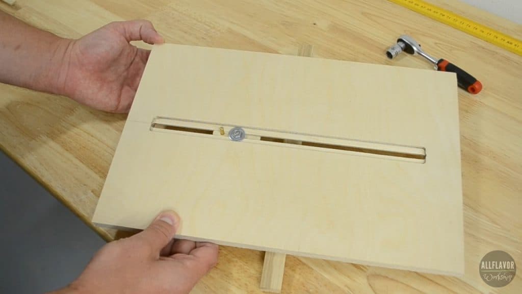 How to Make an Adjustable Table Saw Circle Jig (With Pictures