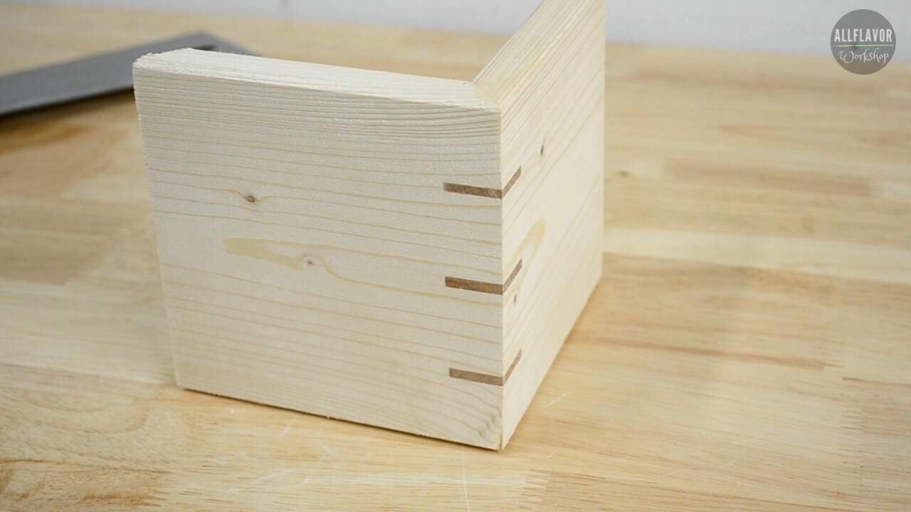 How to Make a Spline Jig for Table Saw (Step by Step) AllFlavor