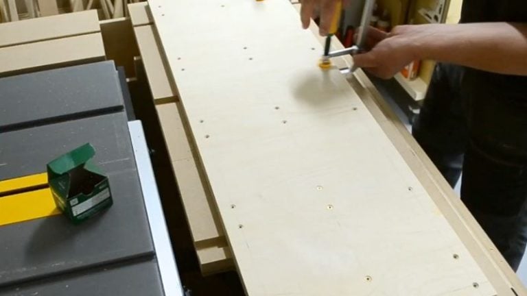 Screw lines on bottom of the jointer sled