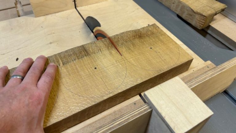 Crosscutting between drawn circles on a table saw sled to make square blanks