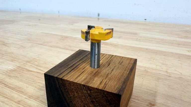 Surfacing (spoilboard) router bit used to flatten a cutting board in a router flattening jig.