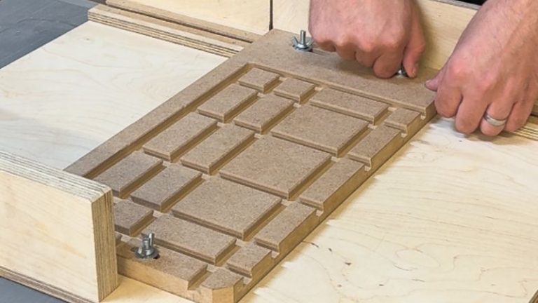 Attaching the any angle table saw jig to the table saw sled.