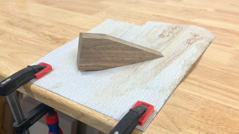 Fix gaps between wooden Bethlehem pieces