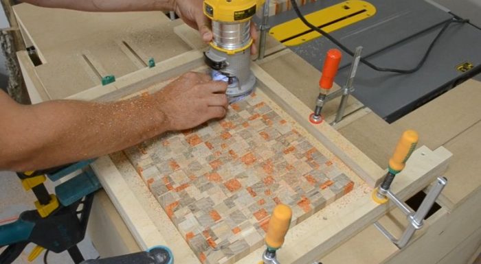 Routing a juice groove on a cutting board using a juice groove jig